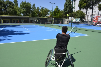 DEMİRCİ'DE TEKERLEKLİ SANDALYE TENİS TÜRKİYE ŞAMPİYONASI