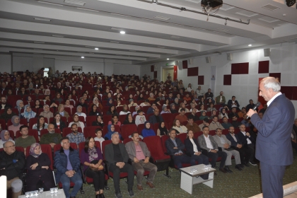 ŞAİR PROF. DR. NURULLAH GENÇ, UNUTULMAYACAK BİR PROGRAMA İMZA ATTI