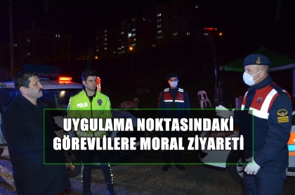 BAŞKAN SELÇUK'TAN, GÖREVLİLERE ANLAMLI ZİYARET