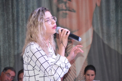 TÜRK HALK MÜZİĞİ AMATÖR SES YARIŞMASI FİNALİNE MUHTEŞEM KATILIM, GECENİN BİRİNCİSİ SEMA KÖKTABAK