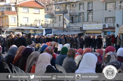 UMRECİLER DUALARLA UĞURLANDI