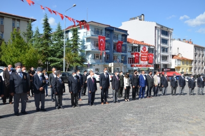 DEMİRCİ'DE 19 EYLÜL GAZİLER GÜNÜ TÖRENLE KUTLANDI