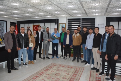 AK PARTİ DEMİRCİ GENÇLİK KOLLARINDAN, BAŞKANIMIZ ERKAN KARA'YA ZİYARET