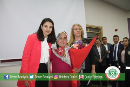 DEMİRCİ'DE YILIN KADINI, FATMA DEMİR 