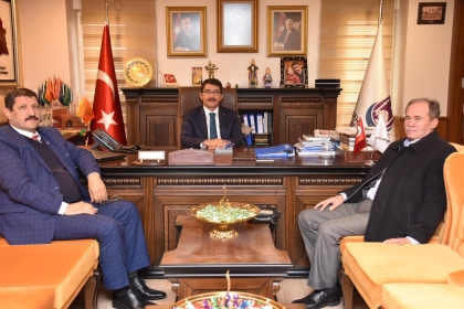 BAŞKAN SELÇUK, BAŞKAN ÇELİK'İ ZİYARET ETTİ. 