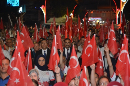 30 AĞUSTOS ZAFER BAYRAMI FENER ALAYI İLE TAÇLANDI.