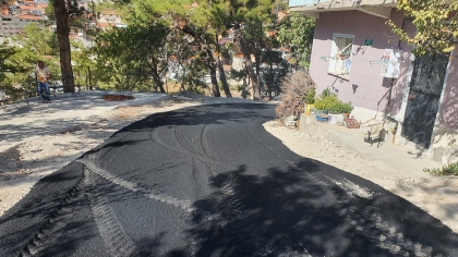 SICAK ASFALTTA DENEME ÇALIŞMALARI SÜRÜYOR