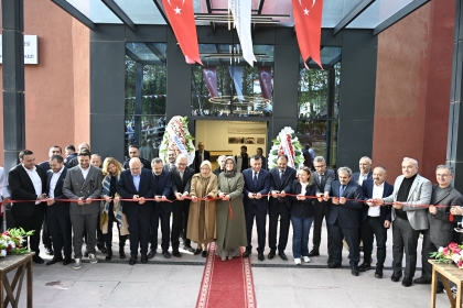 ÖZGEN İZMİROĞLU KÜLTÜR, BİLİM VE TEKNOLOJİ MERKEZİ AÇILDI