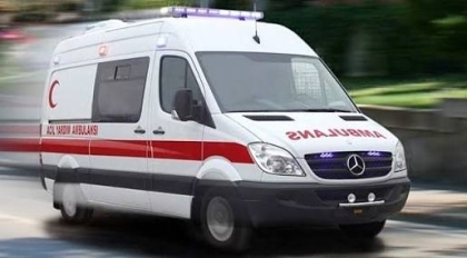4 YAŞINDAKİ KÜÇÜK KIZA MOTOSİKLET ÇARPTI