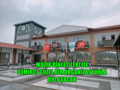 CUMA GÜNÜ KENT MERKEZİNDE SANAT SERGİSİ VAR