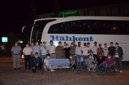 DEMİRCİ GENÇLİĞİ AYASOFYA CAMİ'İNDE İLK KILINACAK CUMA NAMAZI İÇİN YOLA ÇIKTI