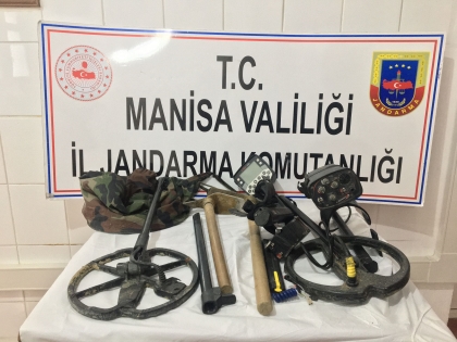  DEMİRCİ JANDARMA YAKALADI.