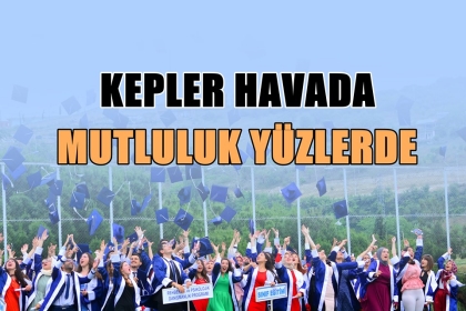 ÖĞRENCİLERİMİZİ KARANFİLLERLE COŞKU İÇİNDE UĞURLADIK