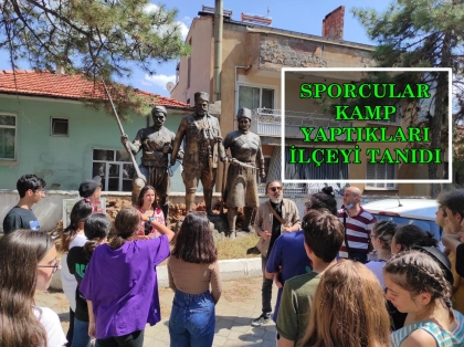 SPORCULAR MİLLİ MÜCADELE ŞEHRİNİ GEZDİ