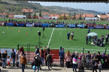 DEMİRCİ'DE 23 NİSAN COŞKUSU