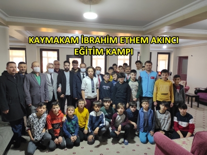 ÖĞRENCİLERE İLİM YAYMA CEMİYETİNDE EĞİTİM KAMPI