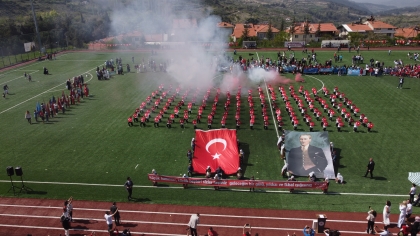 DEMİRCİ'DE 23 NİSAN ULUSAL EGEMENLİK VE ÇOCUK BAYRAMI COŞKUYLA KUTLANDI
