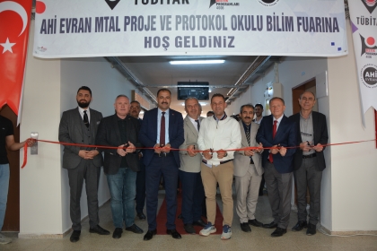 DEMİRCİ’DE TÜBİTAK 4006 BİLİM FUARI