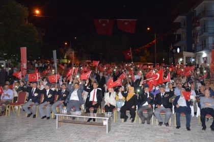 DEMİRCİ ŞANLI BAYRAĞIMIZ İLE MEYDANLARDAYDI