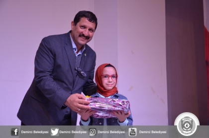 SECCADEM BENİ ÖZLER Mİ, KİTABININ ÖDÜLLERİ VERİLDİ