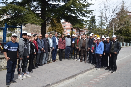 AK PARTİ MANİSA MİLLETVEKİLİ SEMRA KAPLAN KIVIRCIK'TAN DEMİRCİ ZİYARETİ