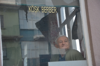 12 YAŞINDA BAŞLADIĞI MESLEĞİNİ 57 YILDIR SÜRDÜRÜYOR