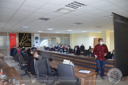 DEMİRCİ'DE İHA1 EĞİTİMİ BAŞLADI