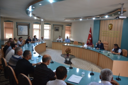 BAŞKANIMIZ ERKAN KARA, DEMİRCİ’MİZE HİZMET İÇİN SAHADAYIZ