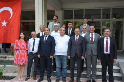  BÜYÜKŞEHİR BELEDİYE BAŞKANI FERDİ ZEYREK, BAŞKANIMIZ ERKAN KARA'YI ZİYARET ETTİ