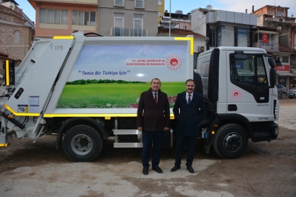  BAŞKANIMIZ ERKAN KARA, BELEDİYEMİZ ARAÇ FİLOSUNU GÜÇLENDİRİYOR