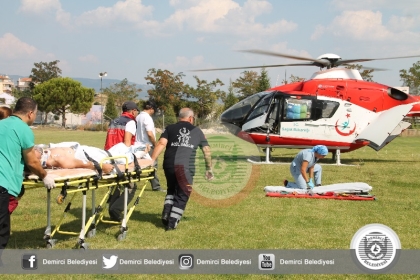 BABA VE OĞLU GÖÇÜK ALTINDA KALDI