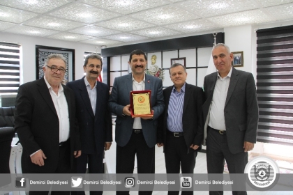 İZMİR DEMİRCİLİLER DERNEĞİNDEN, BAŞKAN'A ZİYARET