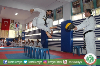 TAEKWONDO KUŞAK SINAVI NEFES KESTİ
