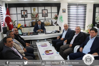 MUHTARLARDAN, BAŞKAN'A ZİYARET