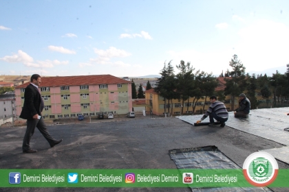 BAŞKAN SELÇUK, AKINCILAR SAĞLIK OCAĞI İNŞAATINDA İNCELEME YAPTI.