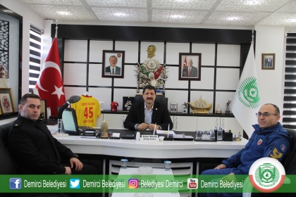 İLÇE JANDARMA KOMUTANI İNCE'DEN, BAŞKAN SELÇUK'A ZİYARET