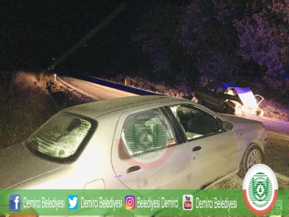 DEMİRCİ - SALİHLİ KARAYOLUNDA TRAFİK KAZASI ; 7 YARALI