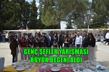 GEVHER NESİBE MESLEKİ VE TEKNİK ANADOLU LİSESİNDEN YIL SONU PROGRAMI