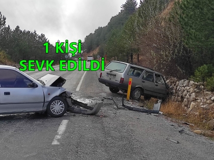 DEMİRCİ'DE TRAFİK KAZASI, 3 YARALI