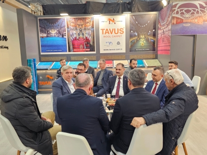 KAYMAKAMIMIZ YAVUZ ARSLAN VE BAŞKANIMIZ ERKAN KARA’DAN İSTANBUL HALI FUARINA ZİYARET