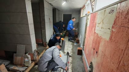 DEMİRCİ’DE CAMİ TUVALETLERİ SİL BAŞTAN YENİLENİYOR