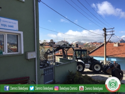 YEŞİL CAMİ'DE ÇALIŞMALAR BAŞLADI, BELEDİYE'DEN DESTEK