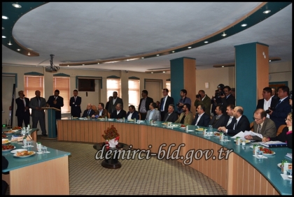 SİGORTA VE STOPAJ DEVLETTEN, EL HALISINDA HEDEF 1 MİLYAR DOLAR