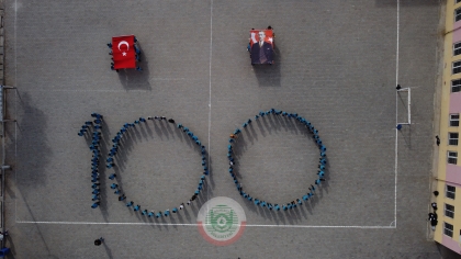 DEMİRCİ'DE CUMHURİYETİMİZİN 100'ÜNCÜ YILINA ÖZEL KOREOGRAFİ